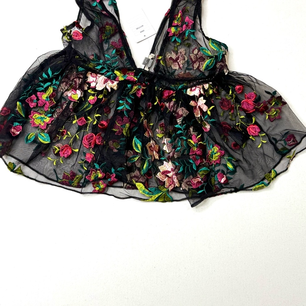 Urban Outfitters Floral Embroidered Black Sheer Mesh Peplum Top Size Small NWT - Picture 4 of 9